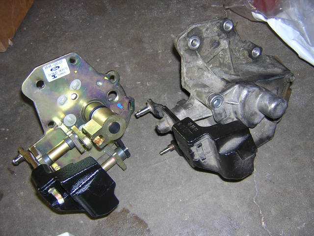 2002 Ford focus shifter base #3